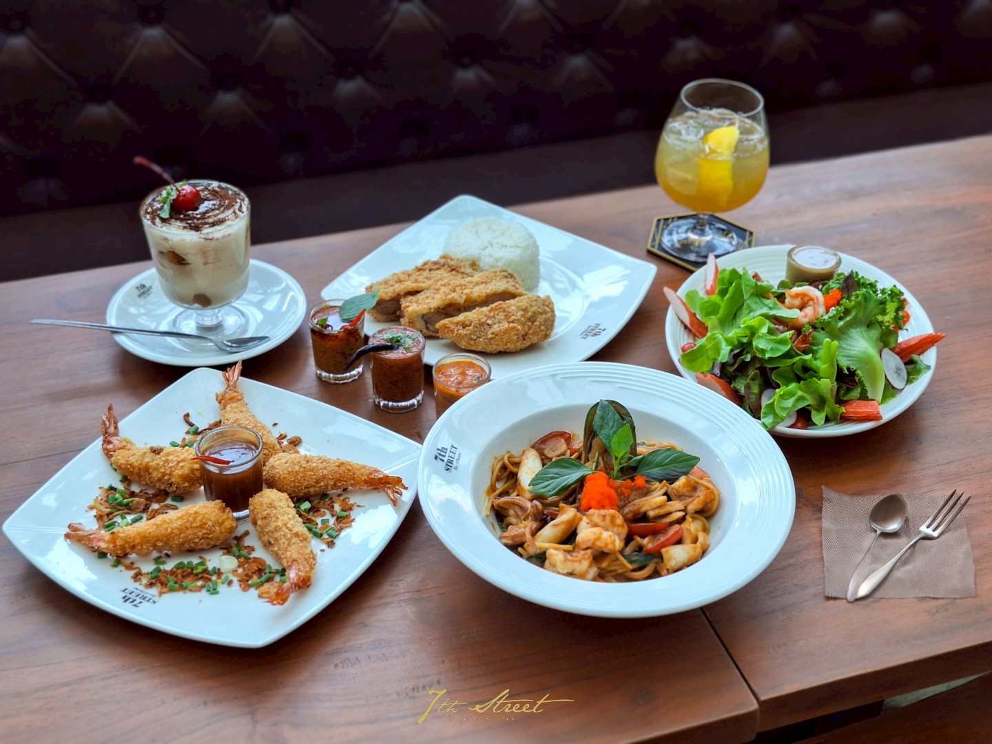 7th Street Bar & Bistro Mega Bangna Sharing Set for 3 People