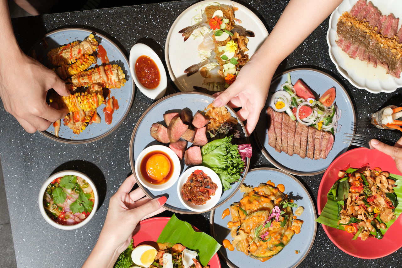 Suansirin Sharing Set for 4 People