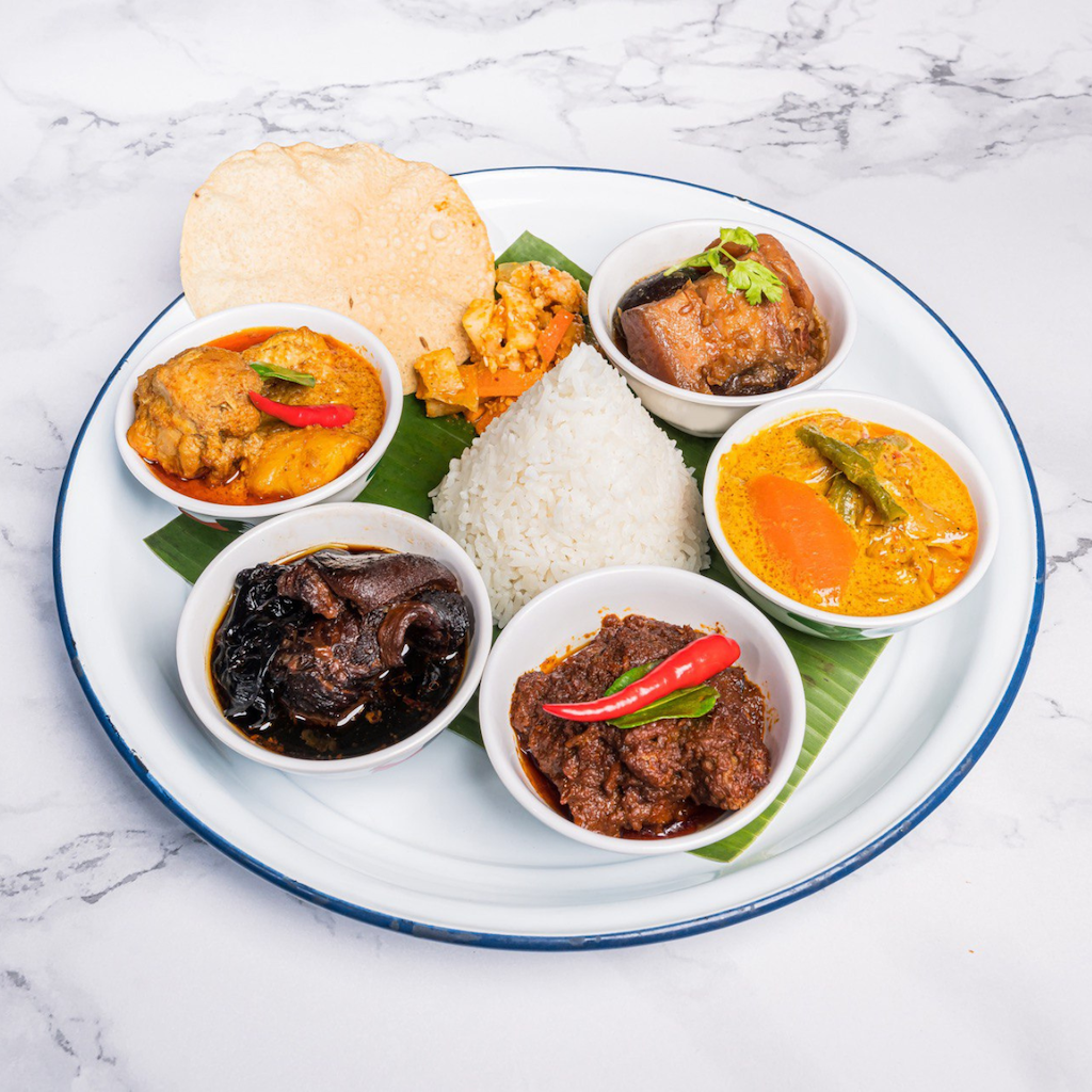 The White Tiffin Fusion Sharing Set for 4 People