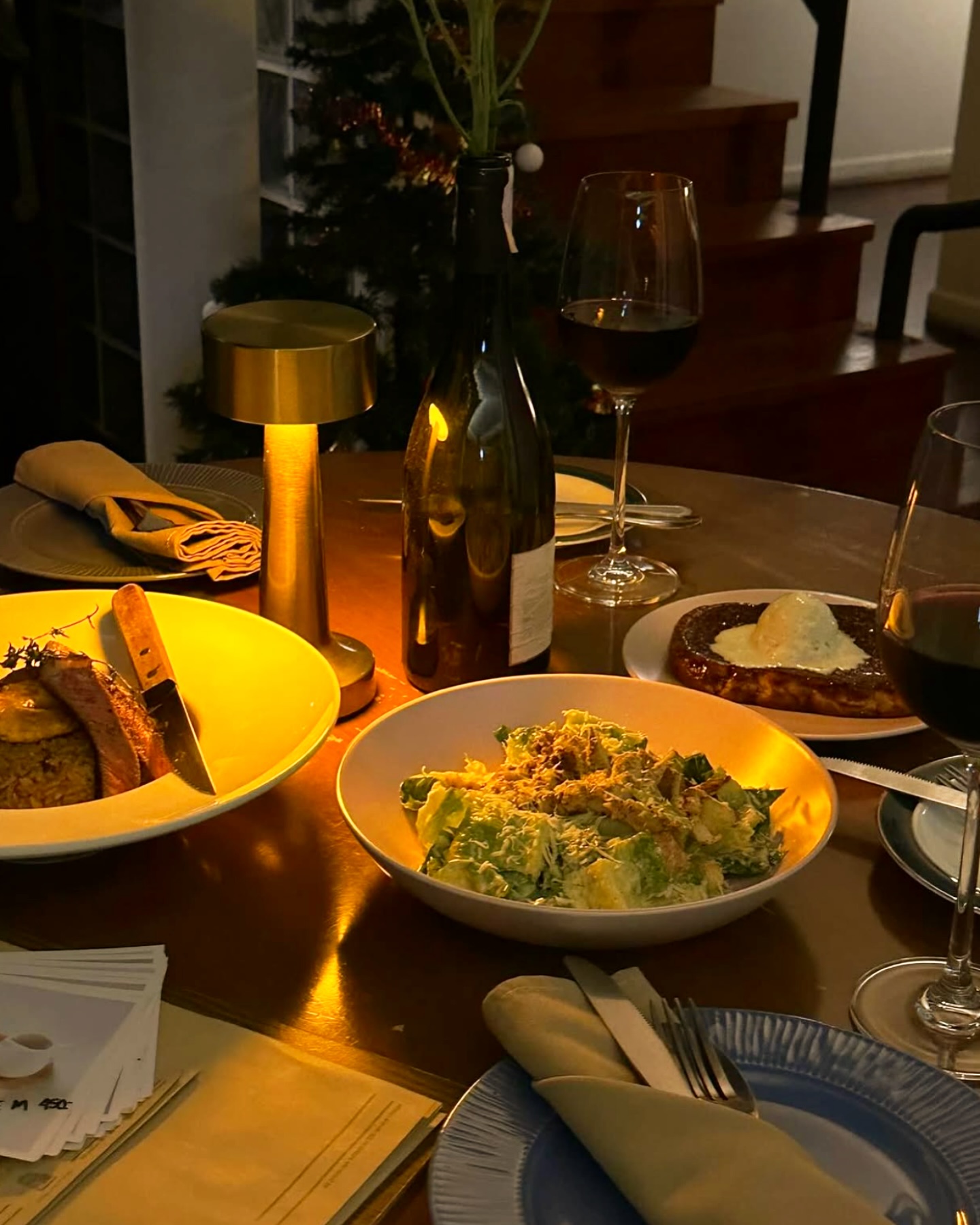 Taste and Toast Sharing Set for 4 People with alcoholic drinks