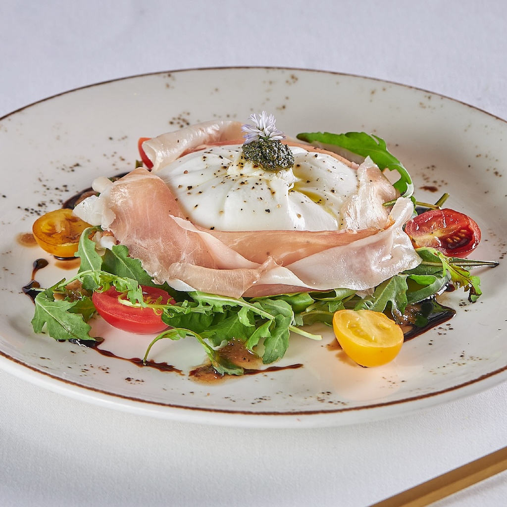 Alberto’s Pizzeria & Trattoria Novotel Bangkok Future Park Rangsit Sharing Set for 3 People