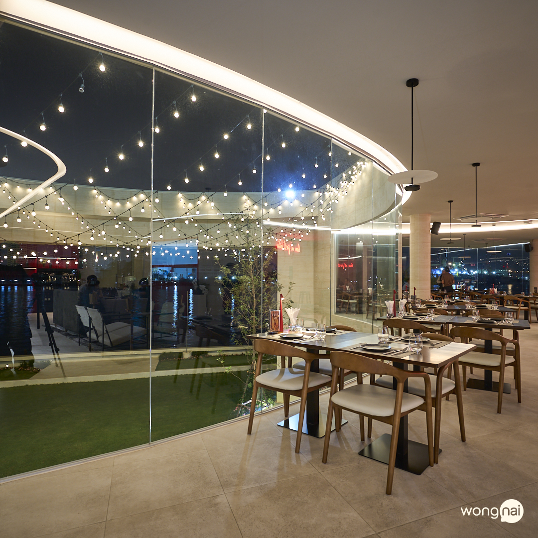 Ballad Riverside Rooftop Bar & Restaurant 2 Dishes with with Free-Flow Non-Alcoholic Drink 90 Mins.