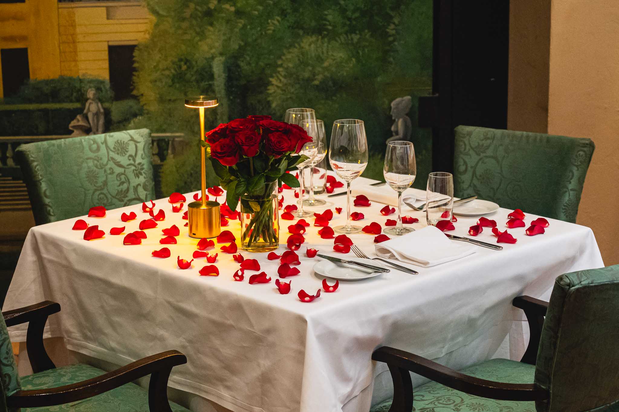 Rossini's at Sheraton Grande Sukhumvit A Luxury Collection Hotel Romantic Dinner Set with 2 Glass of Wine or Mocktail - La Notte Romantica
