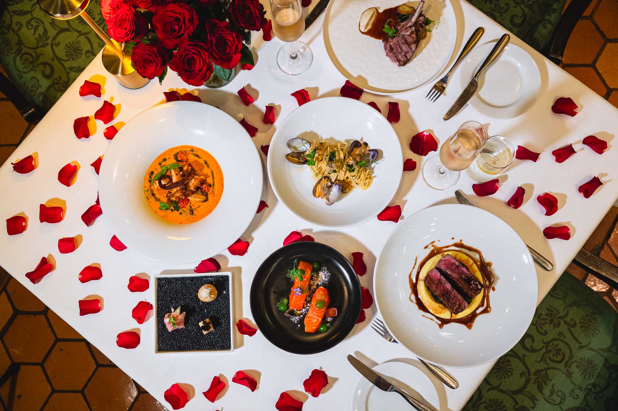 Rossini's at Sheraton Grande Sukhumvit A Luxury Collection Hotel Romantic Dinner Set with 1 Bottle of Wine - Baci e Vino