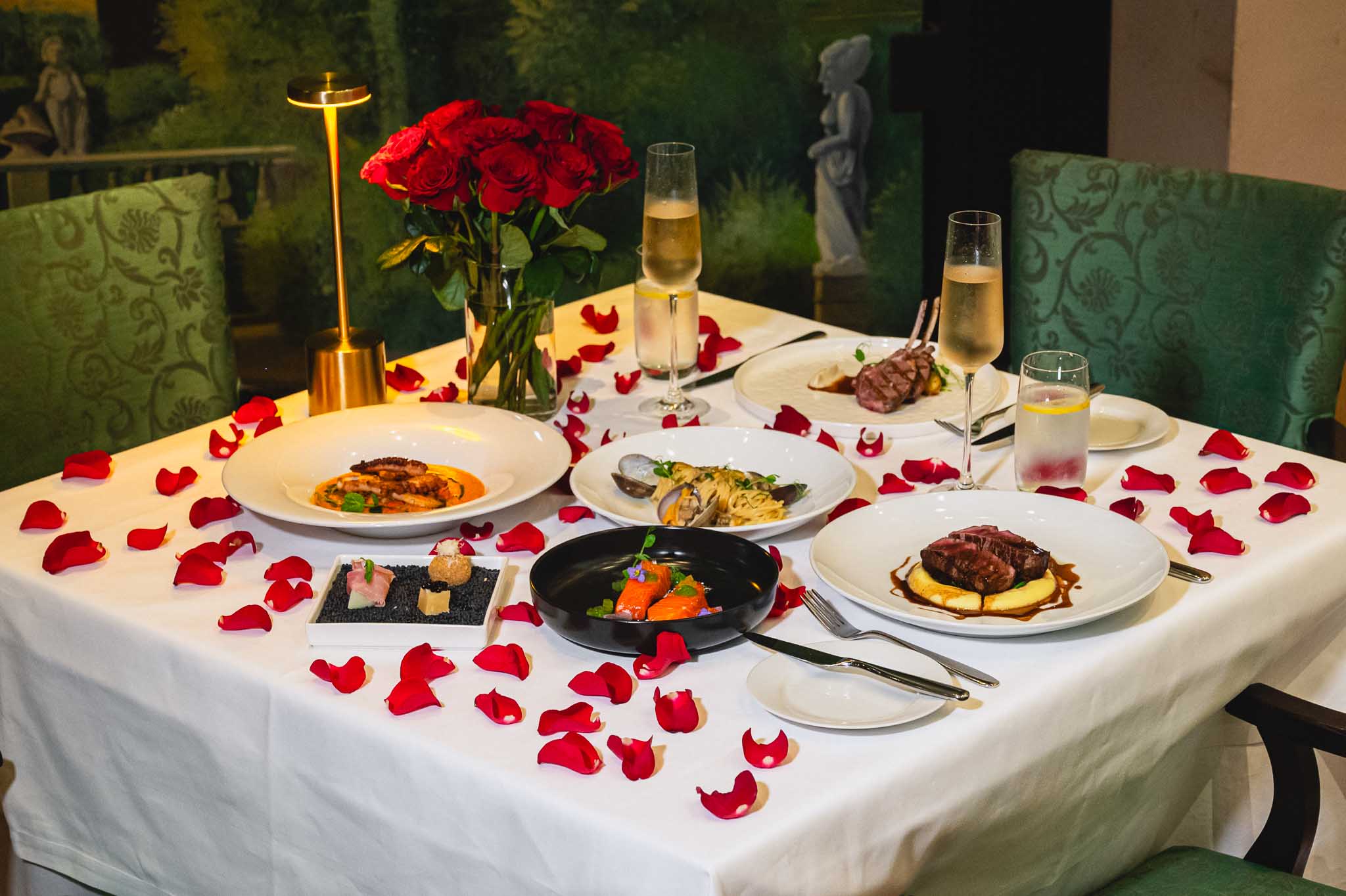 Rossini's at Sheraton Grande Sukhumvit A Luxury Collection Hotel Romantic Dinner Set with 1 Bottle of Champagne - Bolle d' Amore 