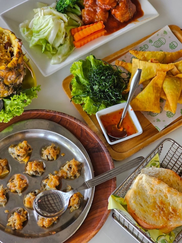 Sailom Restaurant (Hua Hin) Sharing Set for 3 People