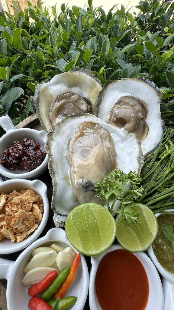 Baan Itsara (Huahin) Sip and Dine for 2 People