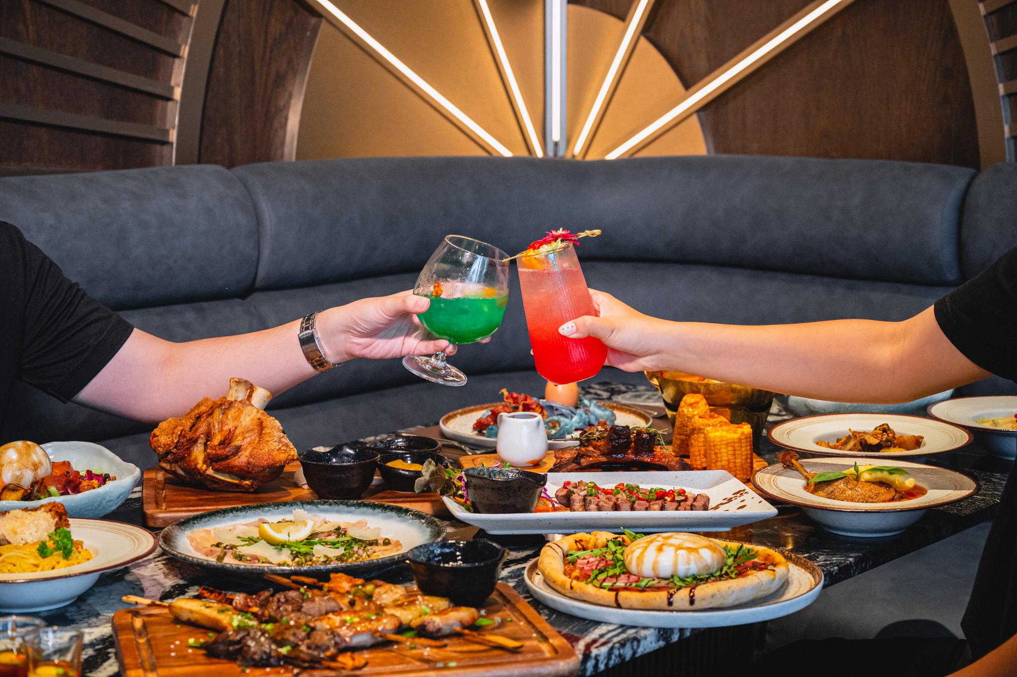 Glare Eatery & Bar 2 Dishes with Free Flow Wine (120 mins)