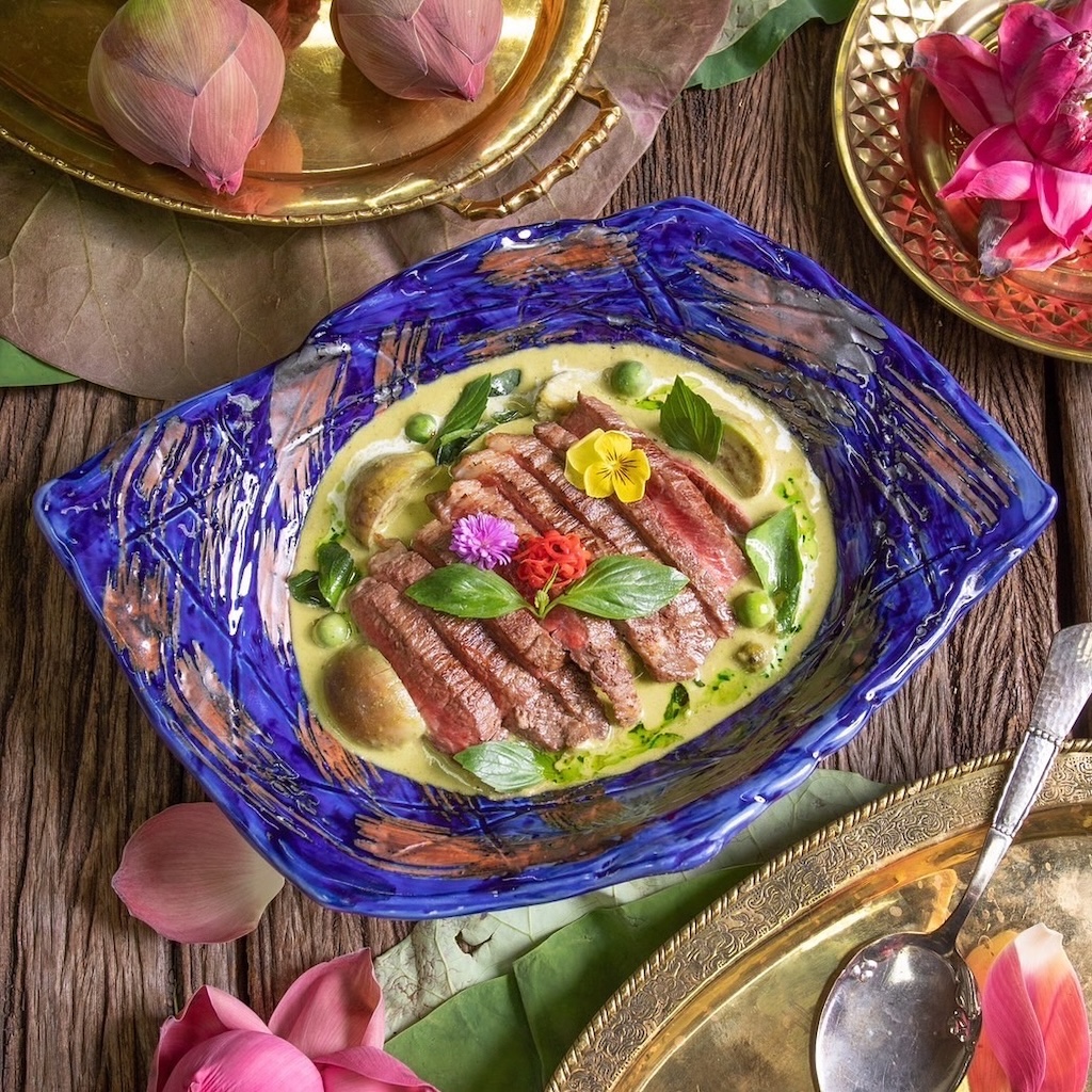 Kinnaree Restaurant Sukhumvit 8 Lunch Set for 4 People