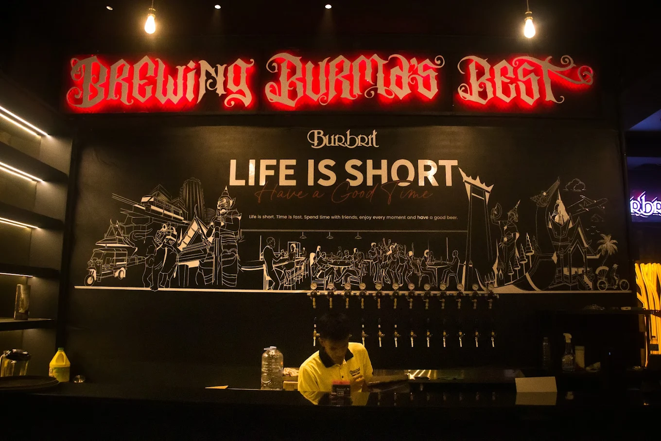Burbrit Craft Beer Sukhumvit 22 Sip & Dine for 2 People