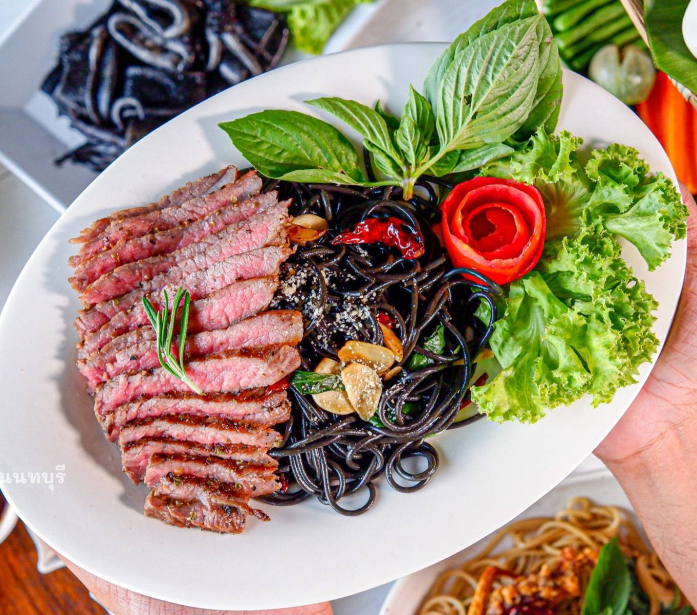 Chim Cafe & Restaurant Sharing Set for 4 People