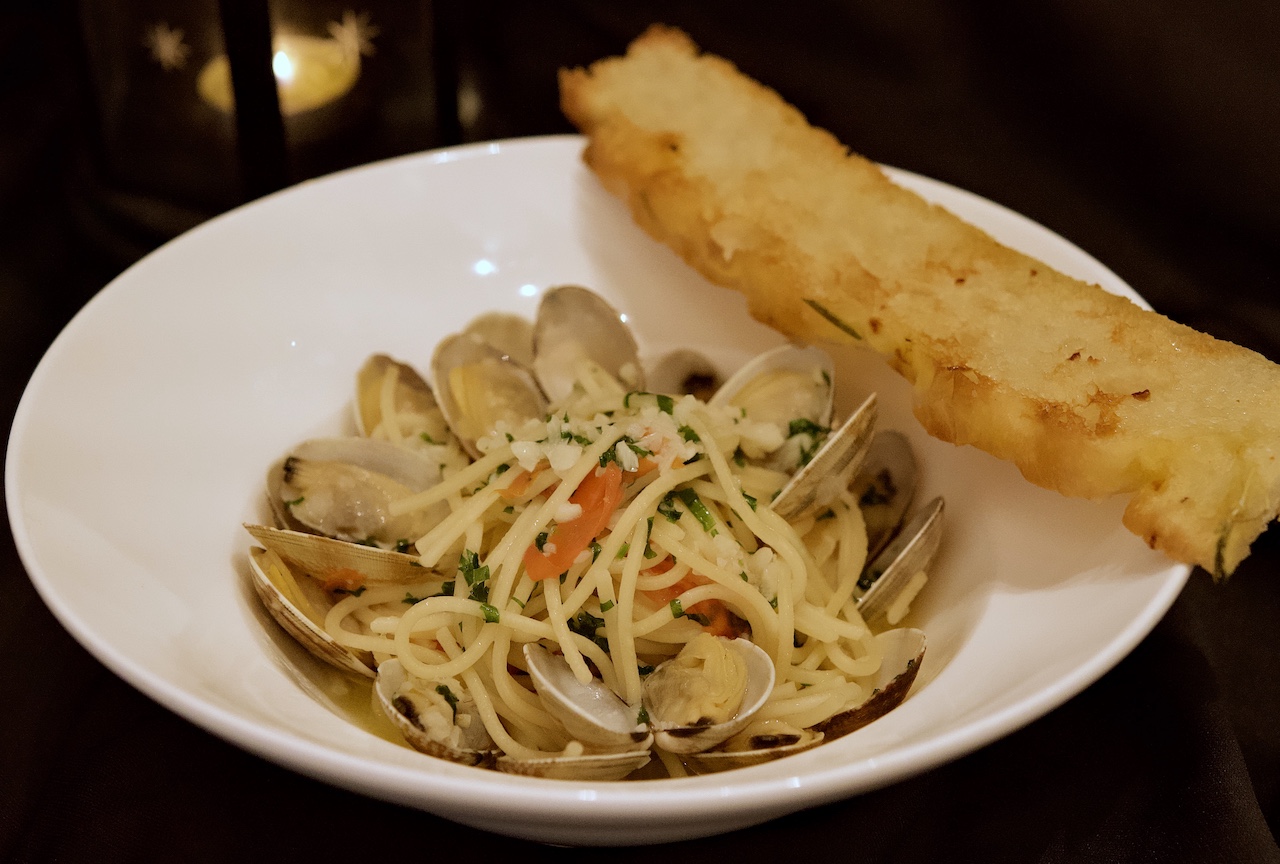 Black Olive Cafe Sharing Set for 3 People