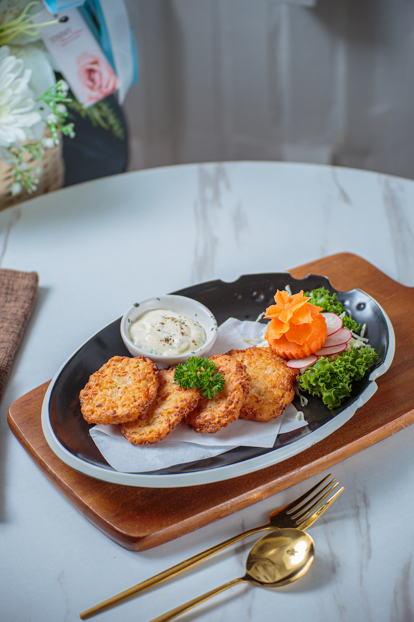 Cool Bon Café & Restaurant Sharing Set for 2 People