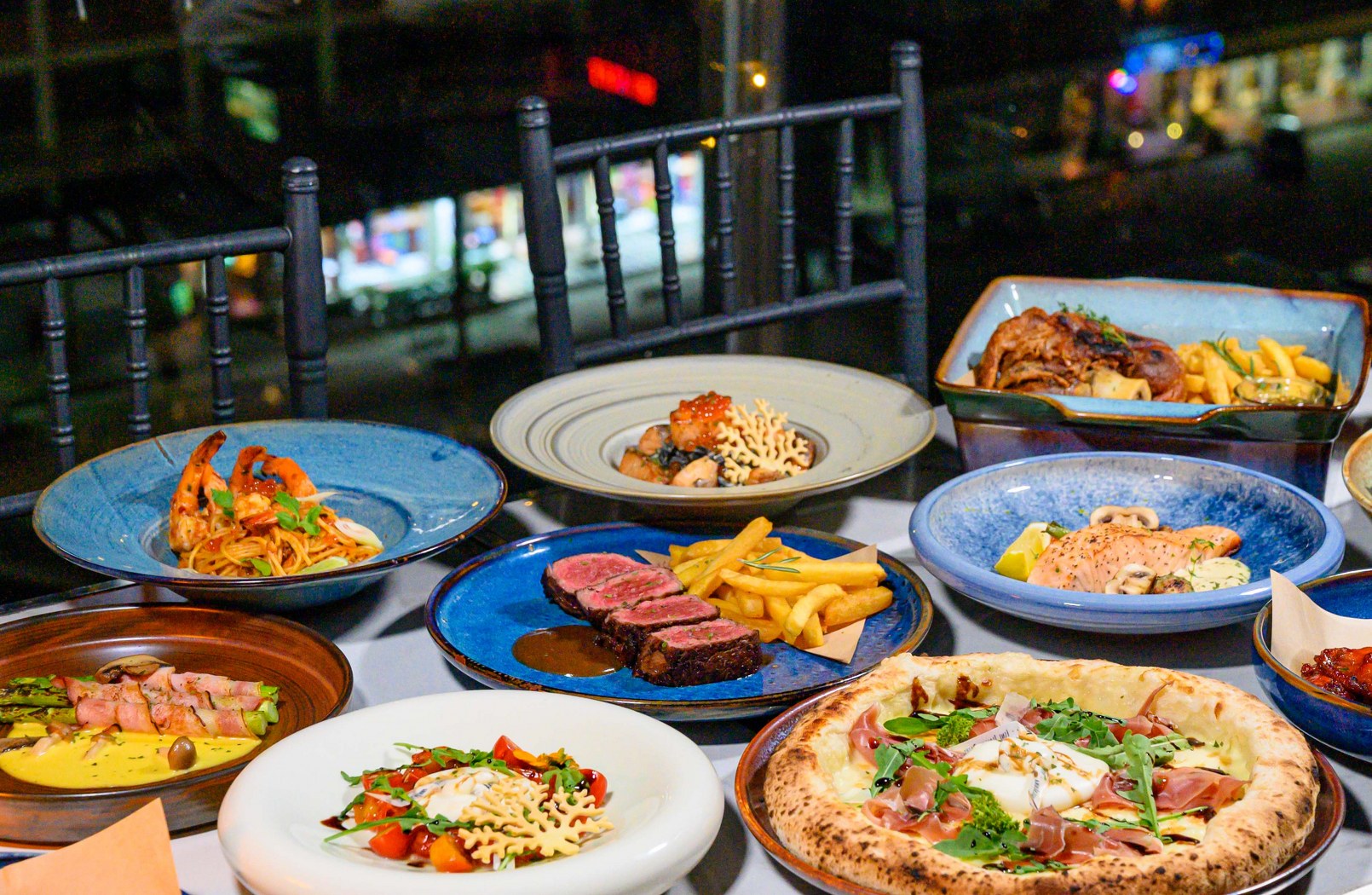Top Knot Rooftop Bar & Restaurant at Hotel Once Bangkok Premium Set for 2 People