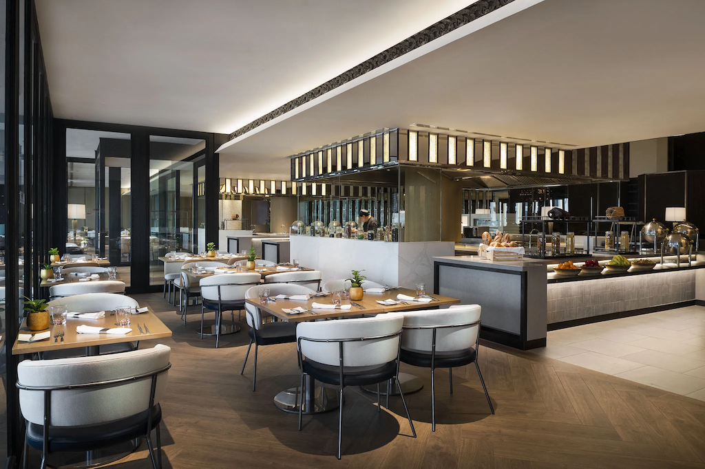 Panorama Crowne Plaza Bangkok Lumpini Park Two-Course Set Menu with Two Glasses of House Wine