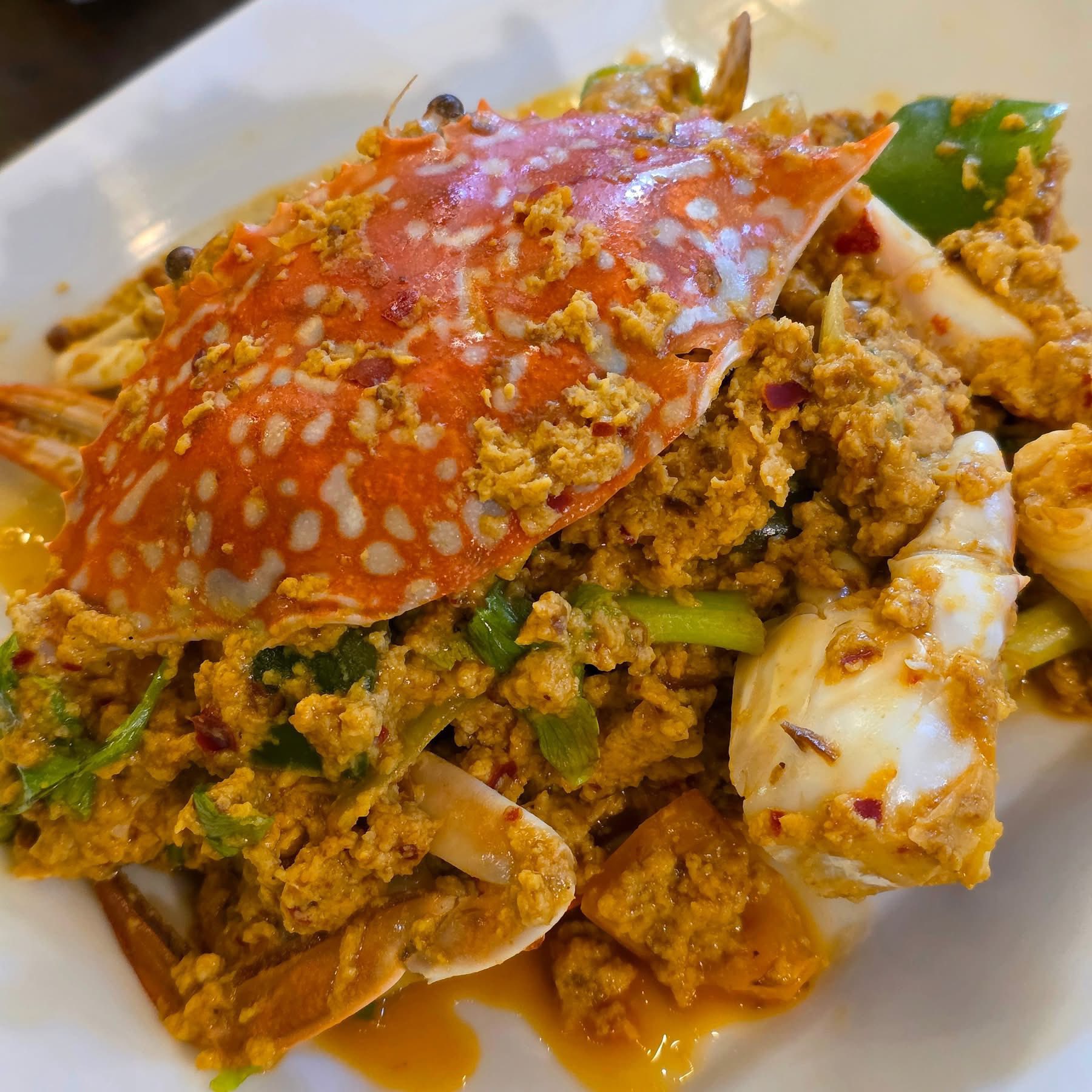 Ao Talay Theprak Saphan Mai Sharing Set for 3 People