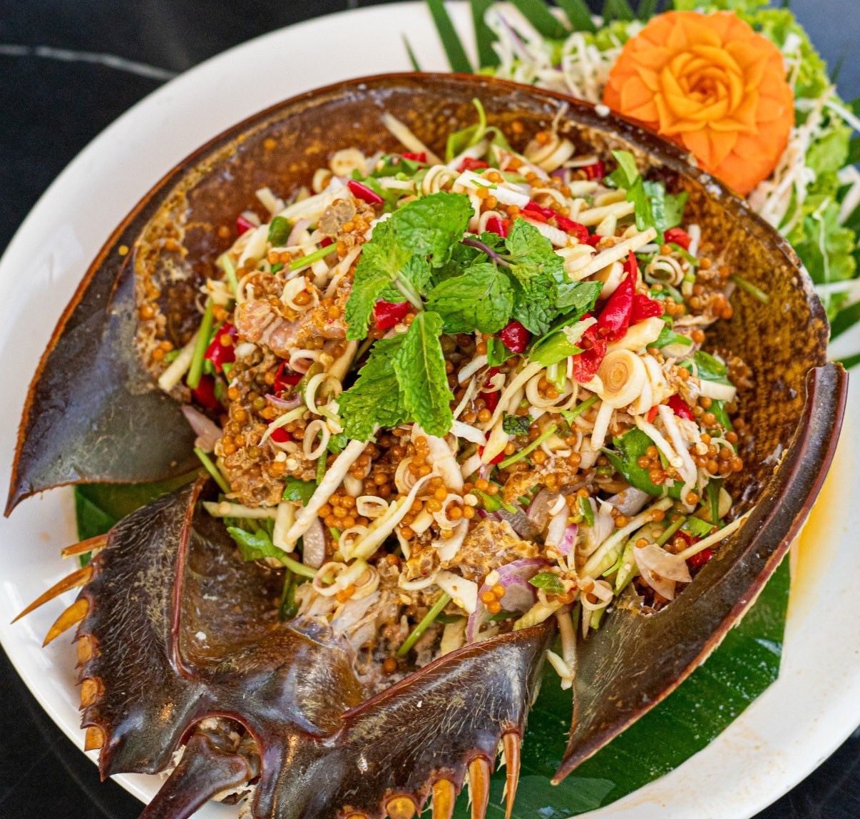 Khrua Baan Suan Sharing Set for 3 People