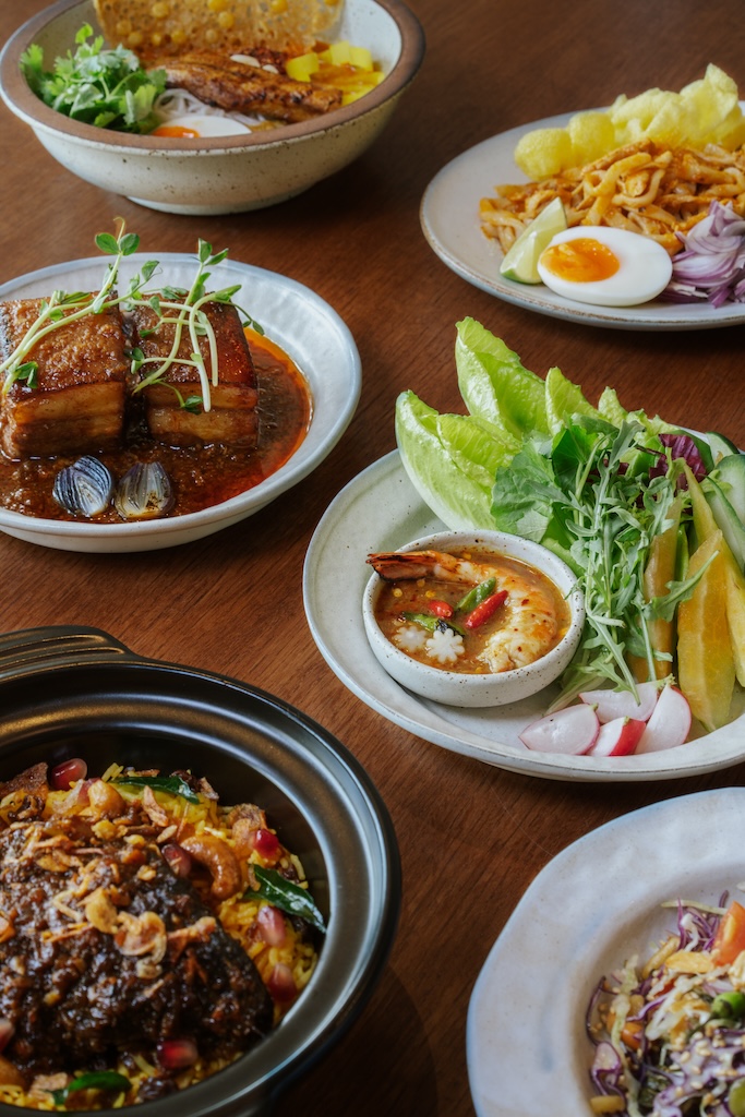 Club Rangoon Sharing Set for 4 People