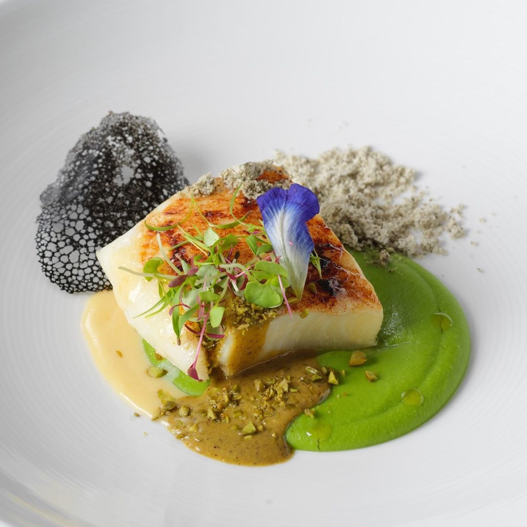 RIB ROOM & BAR Steakhouse The Landmark Bangkok  6 Dishes per Person w/ Drinks