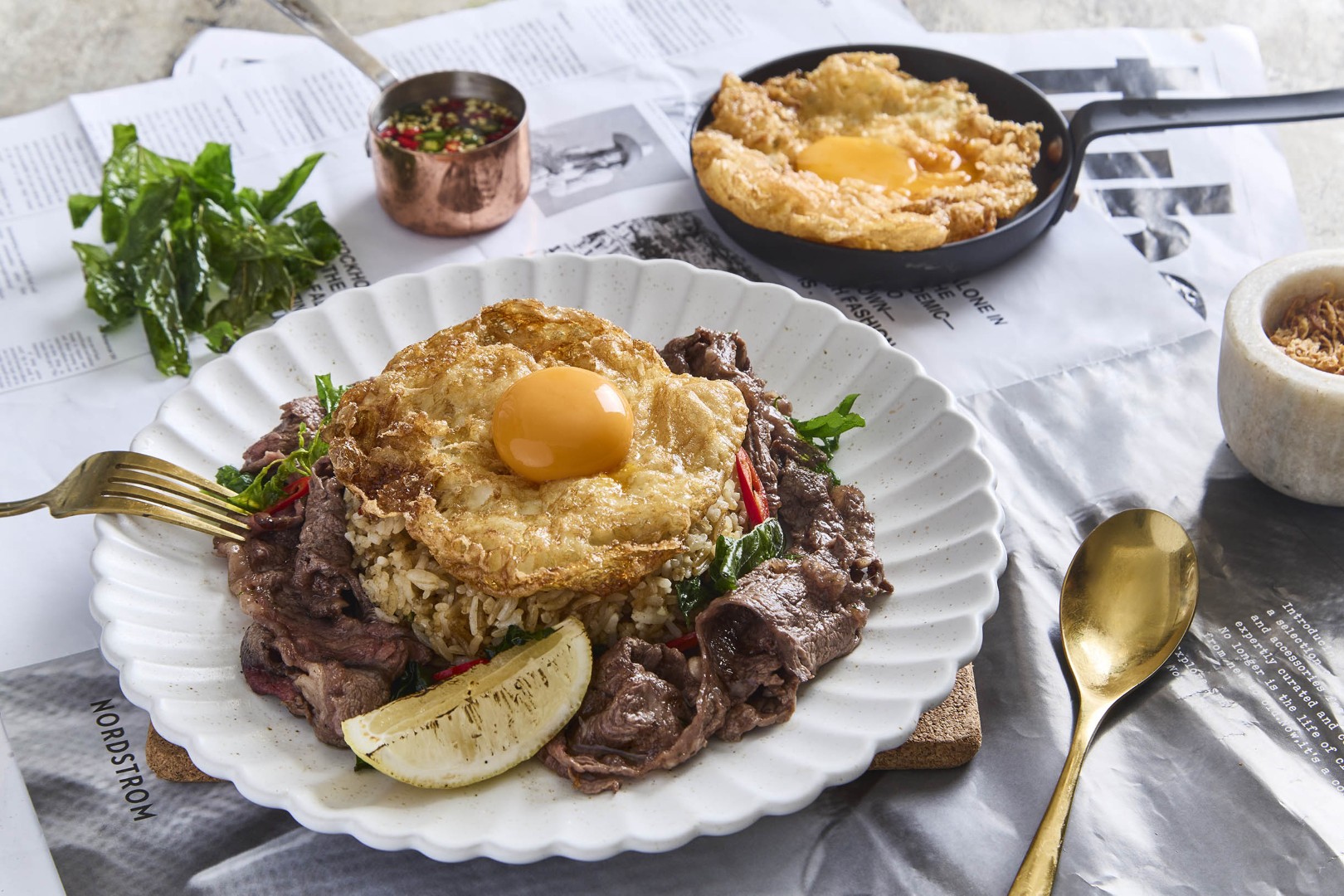 Rimsuan Centre Point Hotel Sukhumvit 10 Sharing Set for 3 People