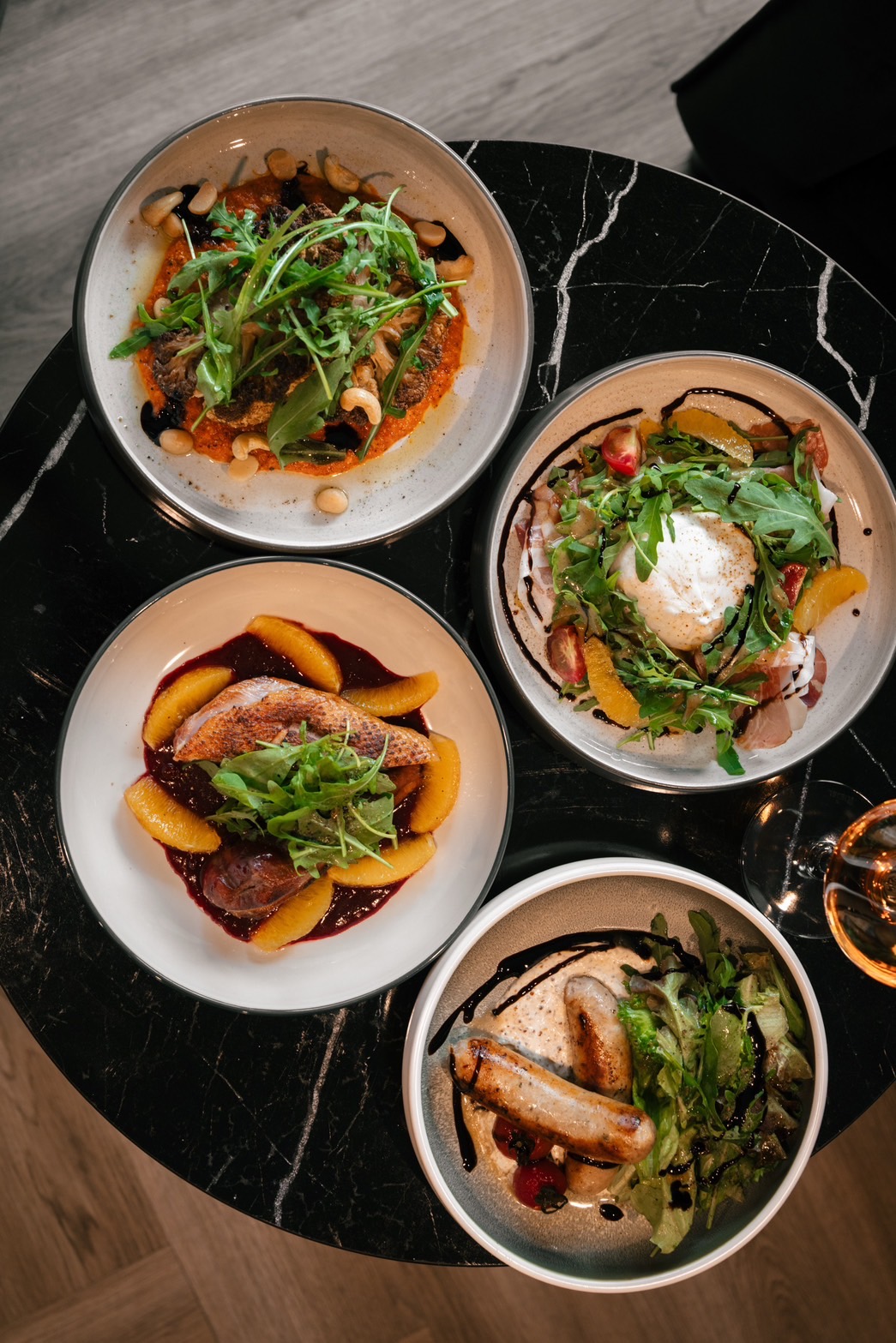 The Bottleman Wine Bar Sharing Set for 4 People