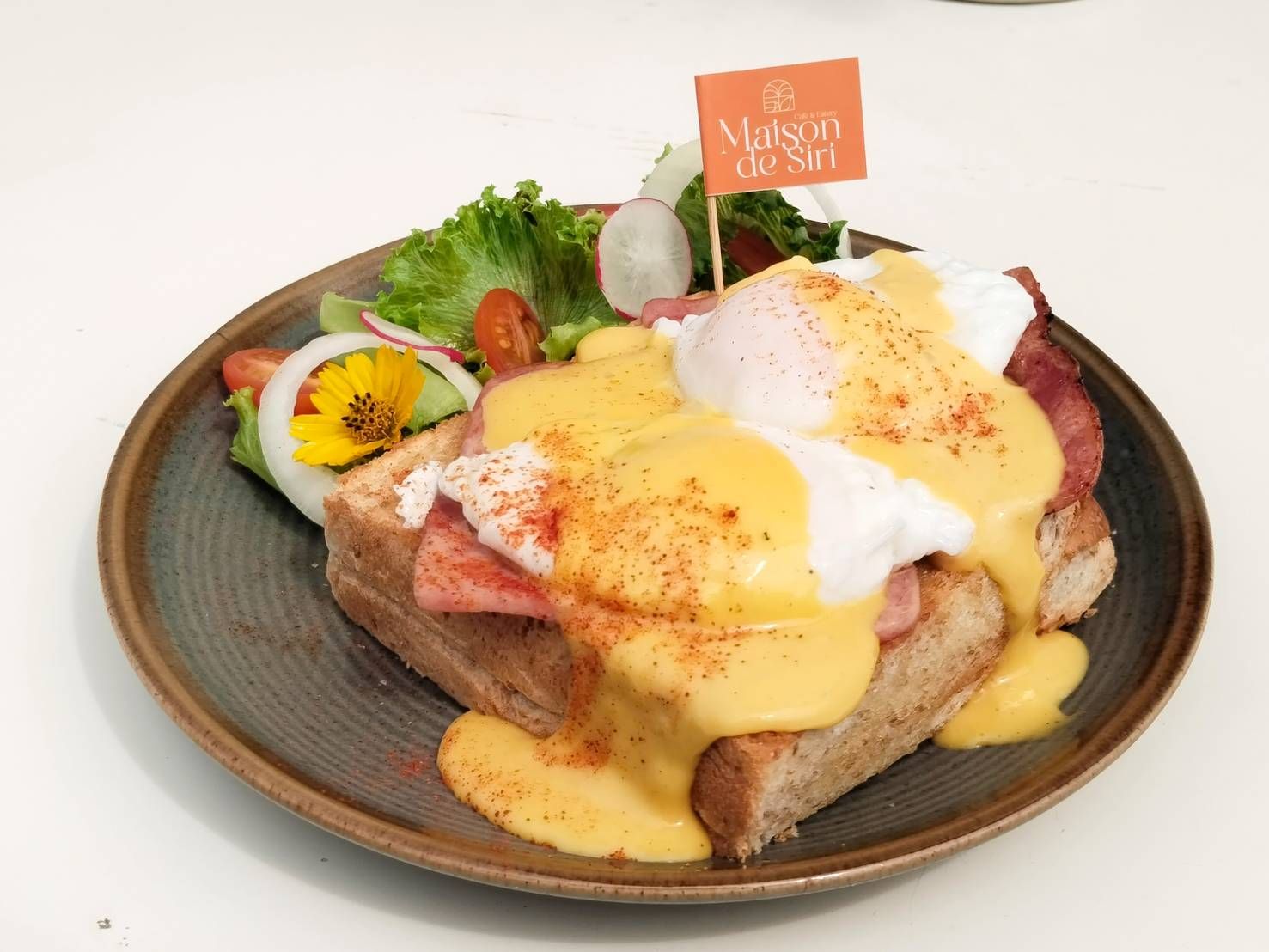 เมซอง เดอ สิริ คาเฟ่ แอนด์ อีทเทอรี่ Lunch Sharing Set for 3 People