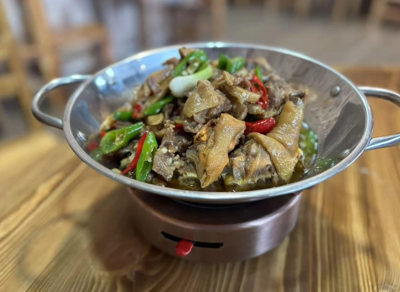 Yu Gu Xiang 遇故湘 Sharing Set for 3 People