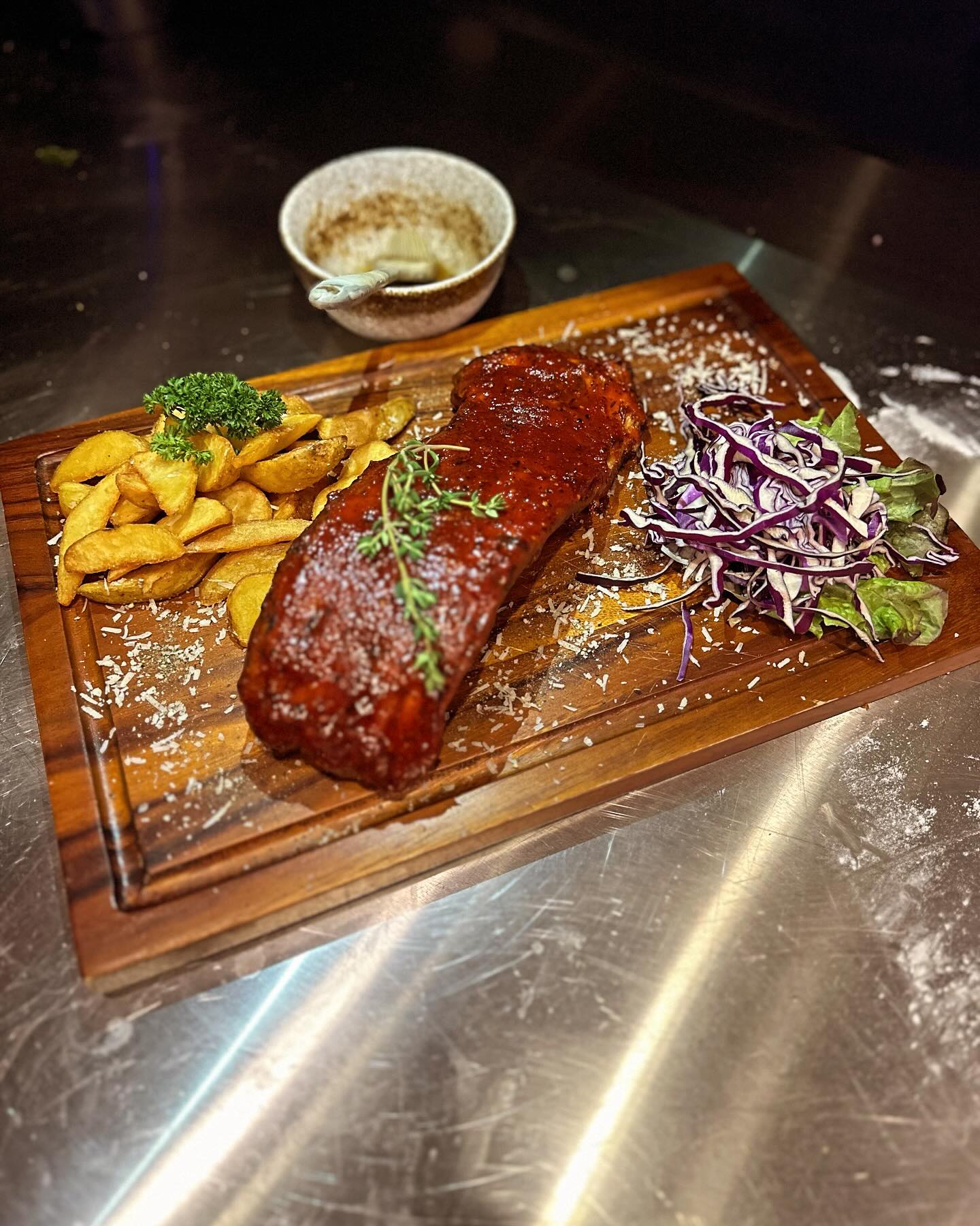 Santacruz Club & Restaurant Sharing Set for 4 People