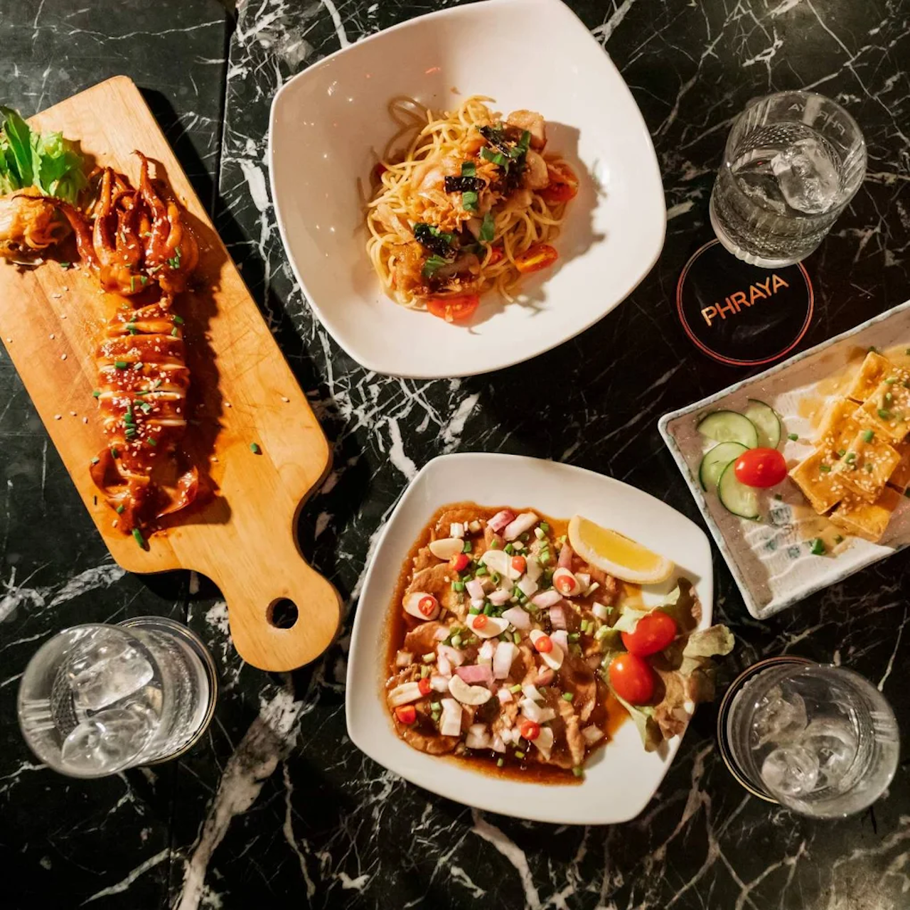 Fungpls  Sip & Dine for 2 People