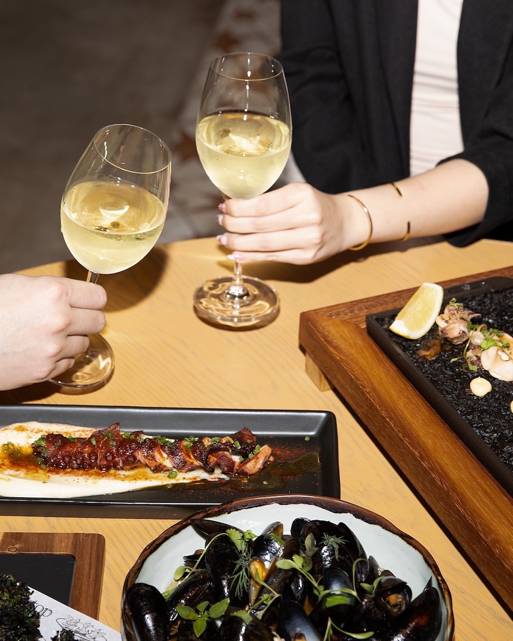 Pura Brasa  90 Minutes! Free-Flow Alcoholic Beverages 