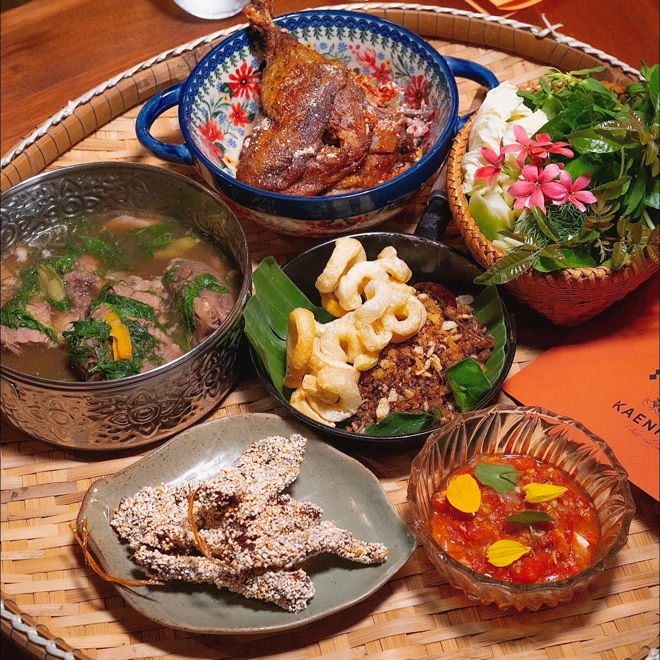 Kaenkrung Sharing Set for 4 People