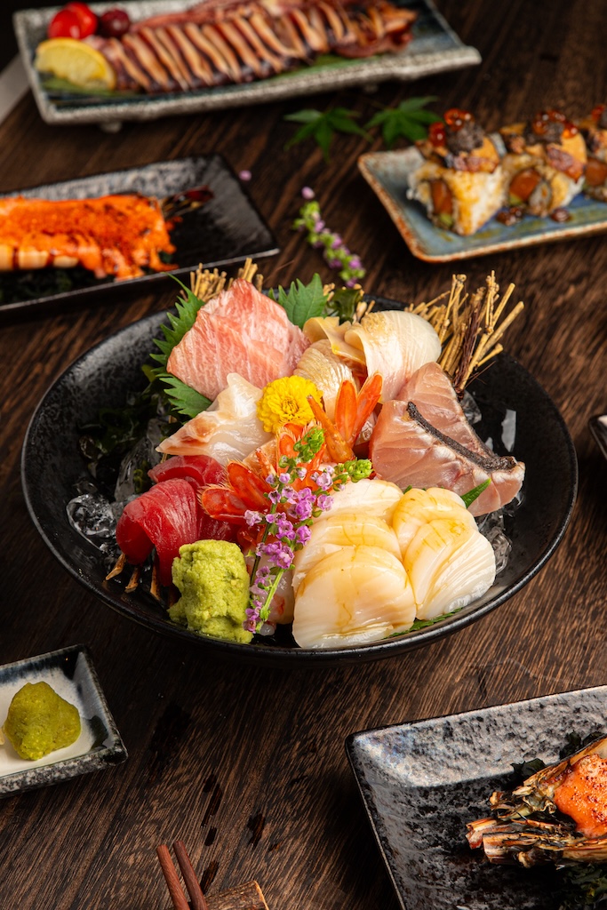 Kozen Sushi Bar & Restaurant Sharing Set for 4 People