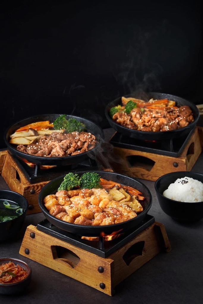 100 Degrees Hotpot Cosmo Bazaar Sharing Set for 3 People