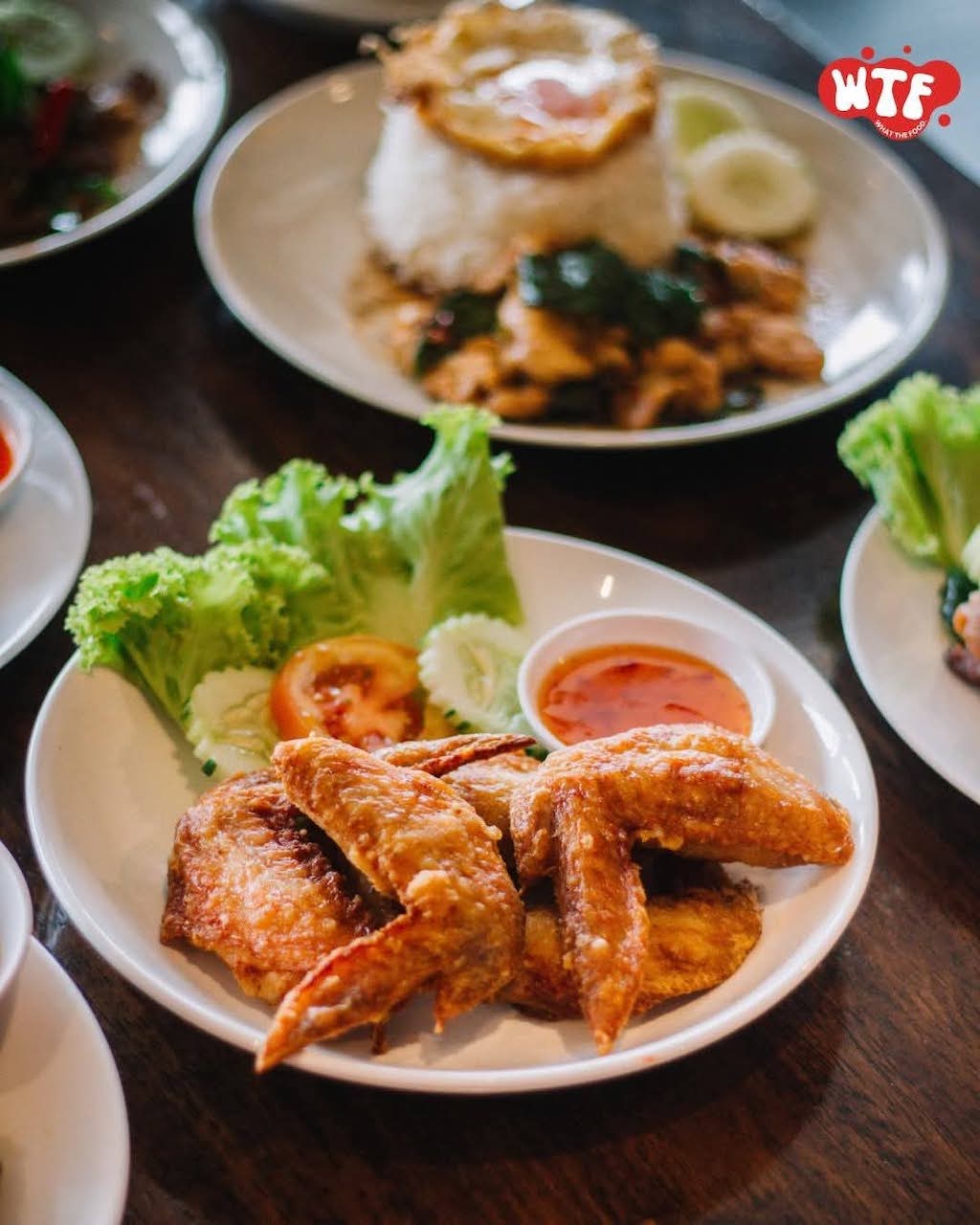 Rock Lek Lek Club & Restaurant 90s Sharing Set for 3 People