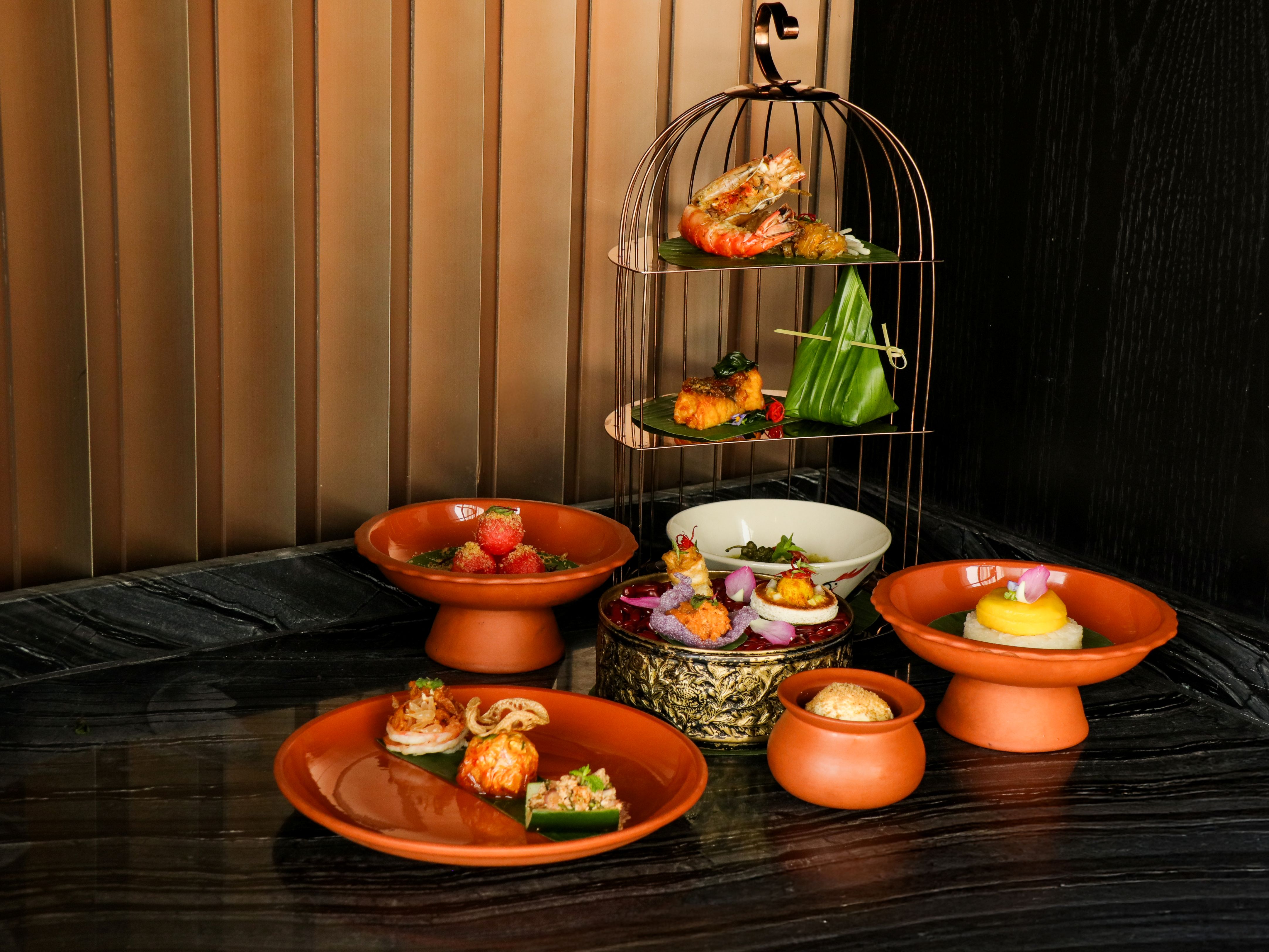 Market Cafe Hyatt Regency Bangkok Sukhumvit 12道正宗泰式晚餐套餐（1位用）