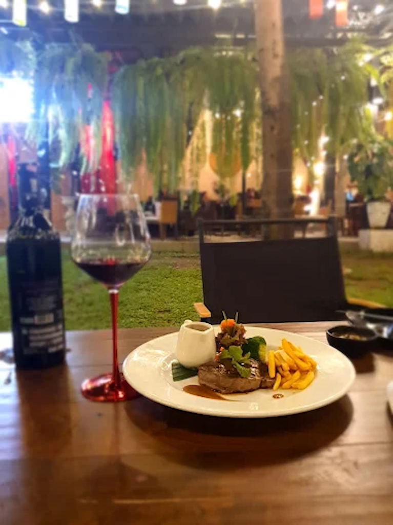 Nipa Moohun Sharing Set for 2 People with 1 Bottle of Wine