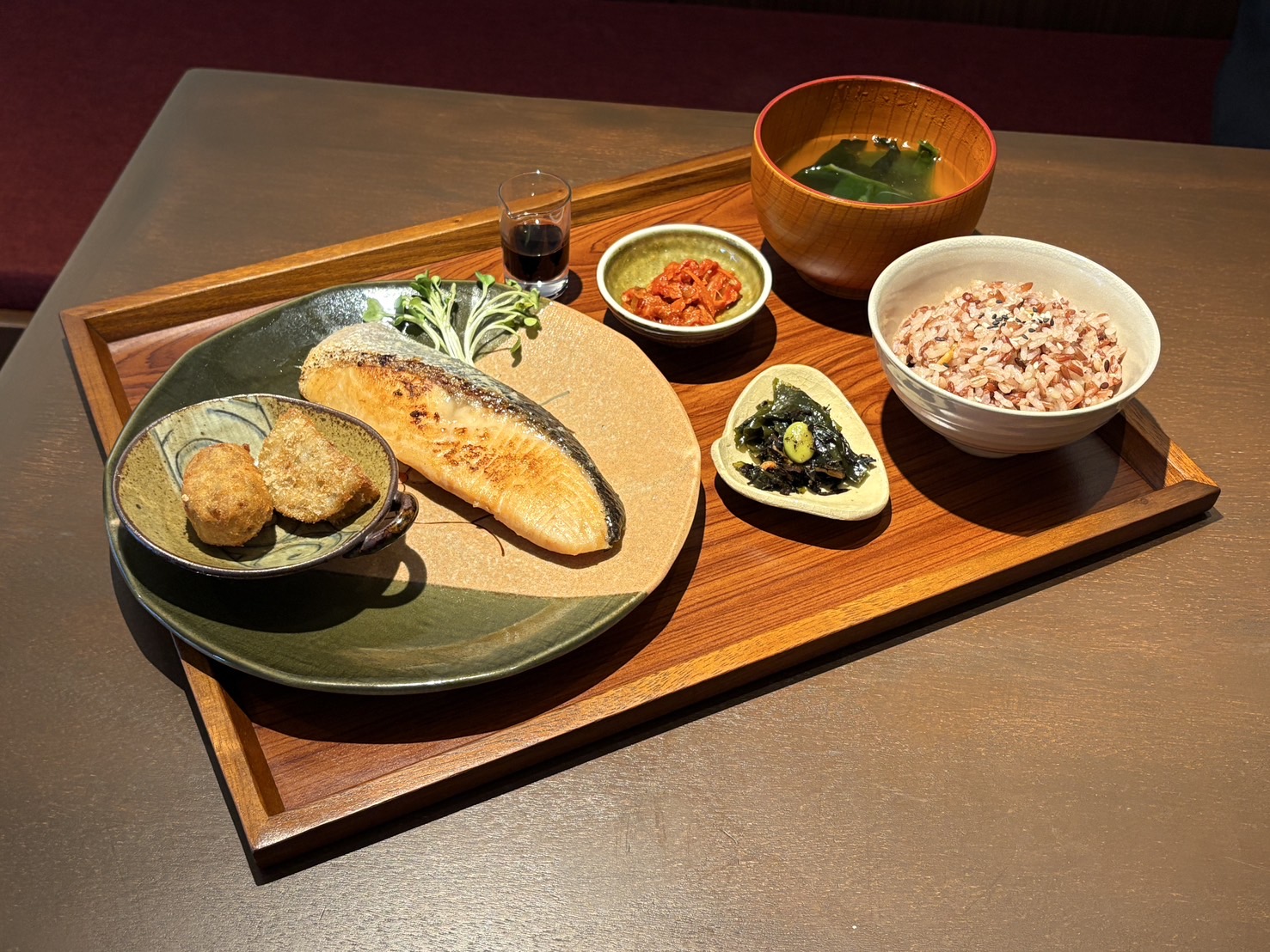 Nen (念) Rama 9 Sharing Set for 4 People