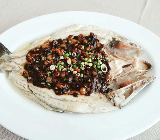 Ming Xing Restaurant at Cape Dara Resort (Pattaya) Lunch Set for 3 People