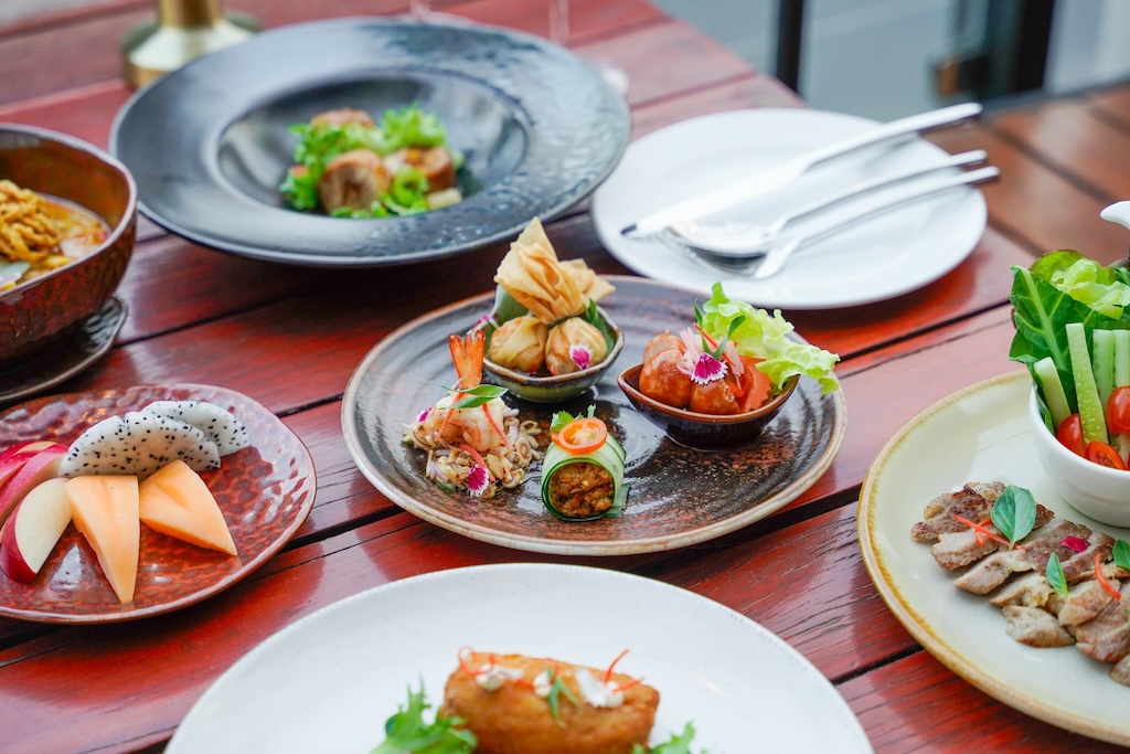 Wine & Food Terrace (Chiang Mai) Sharing Set for 3 People