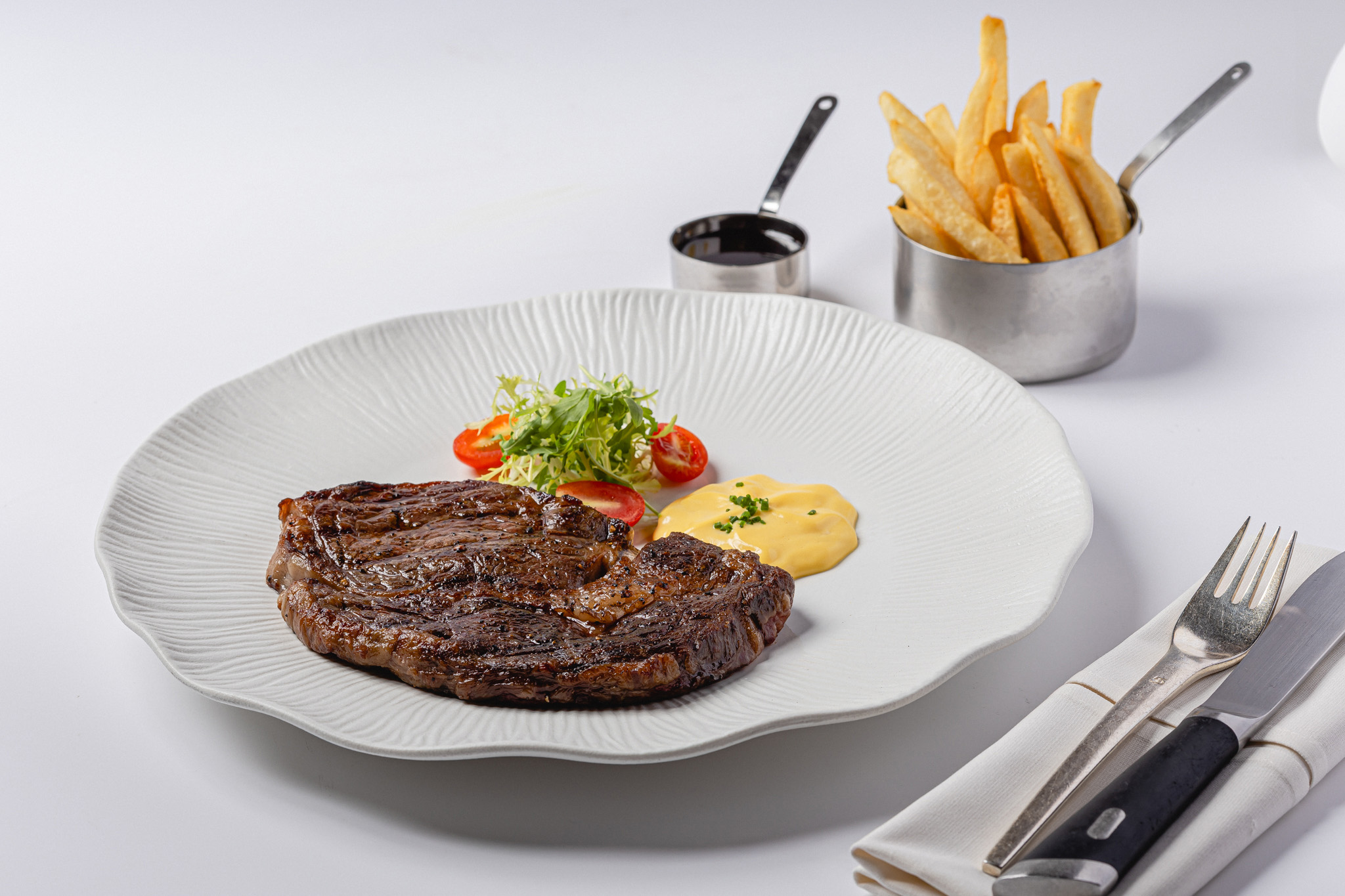 เรดสกาย เรสเตอรองท์ ชั้น 55 2 Dishes & 2 Alcoholic Drinks