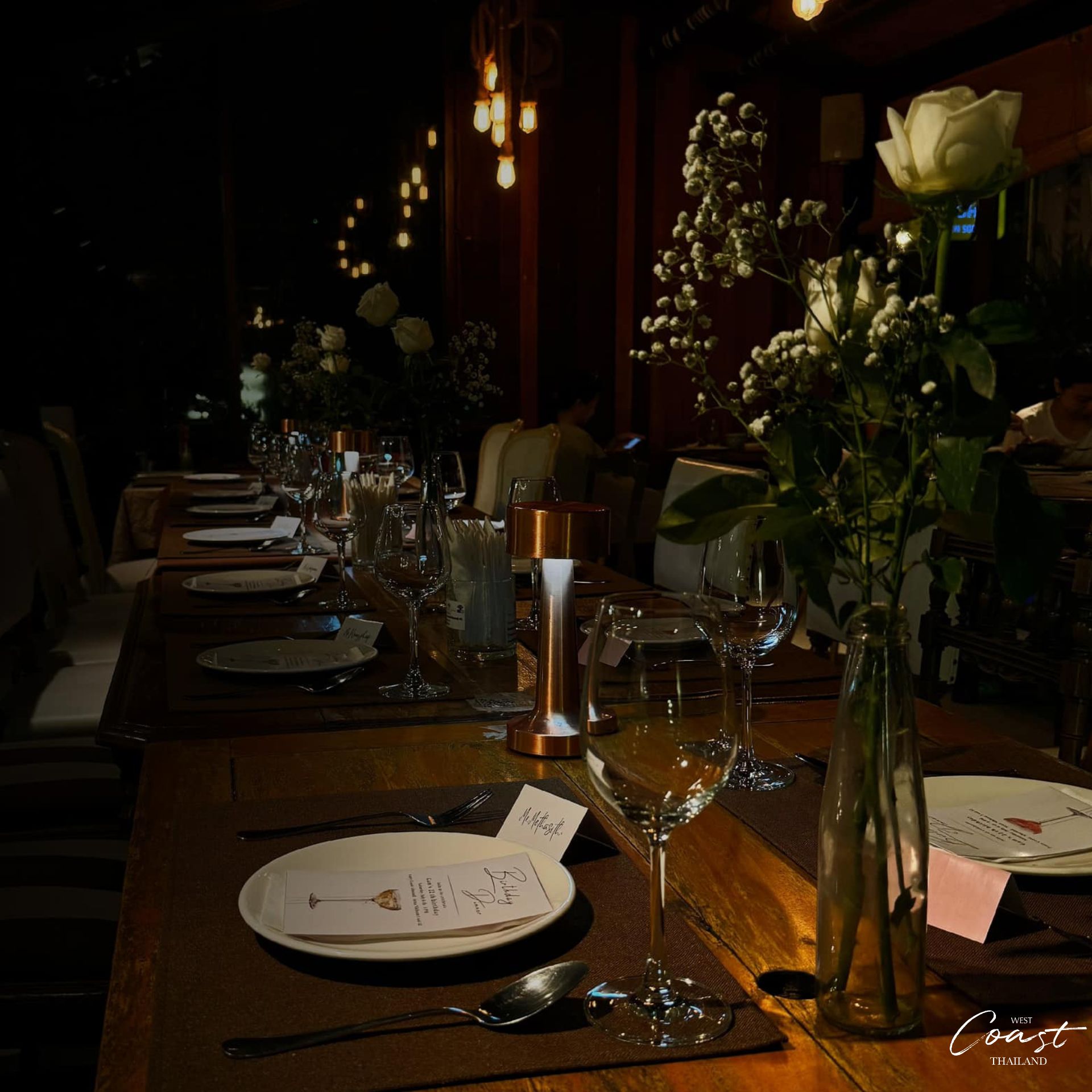 West Coast Thailand Sharing Set for 2 People + Wine by Bottle