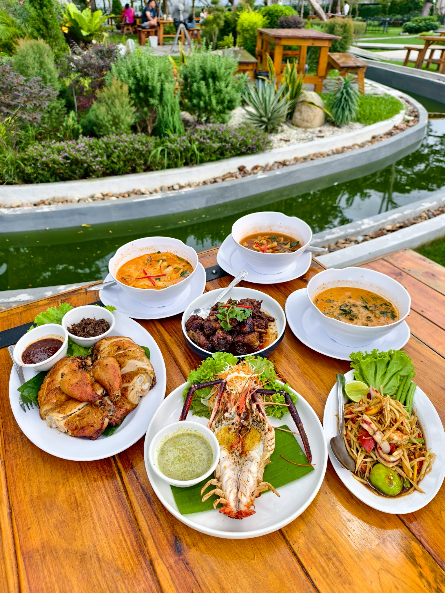 Kin A Rai Dee Cafe and Restaurant Sharing Set for 4 People