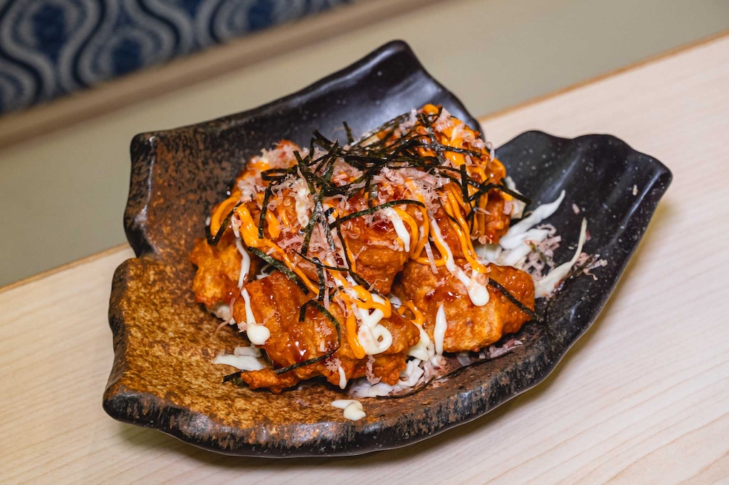 Akimitsu Tendon Central Si Racha Sharing Set for 3 People