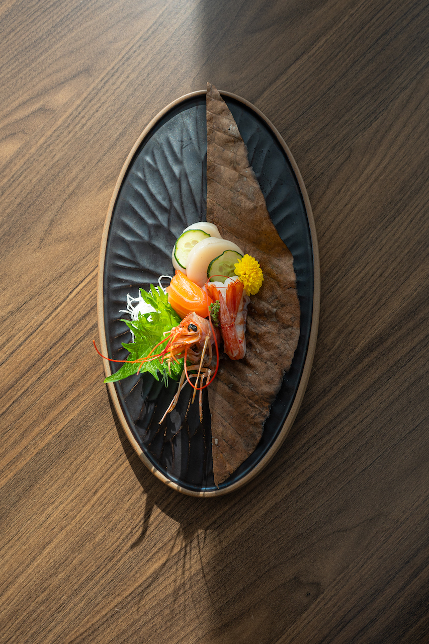 FLNT 2 Dishes with 3 Bottle of Draught Beer