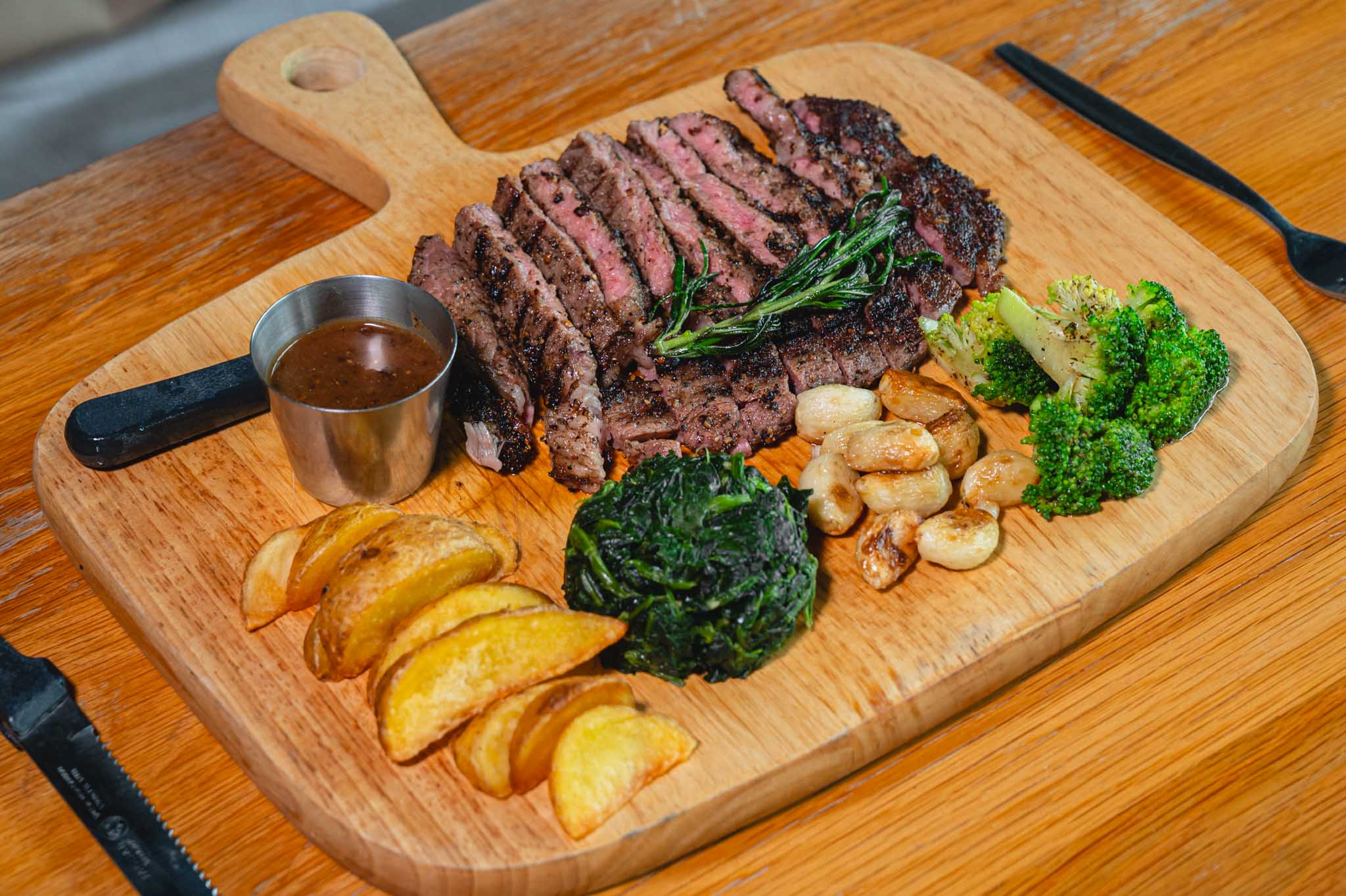 Makin bar & restaurant Sharing Set for 2 People_ for test