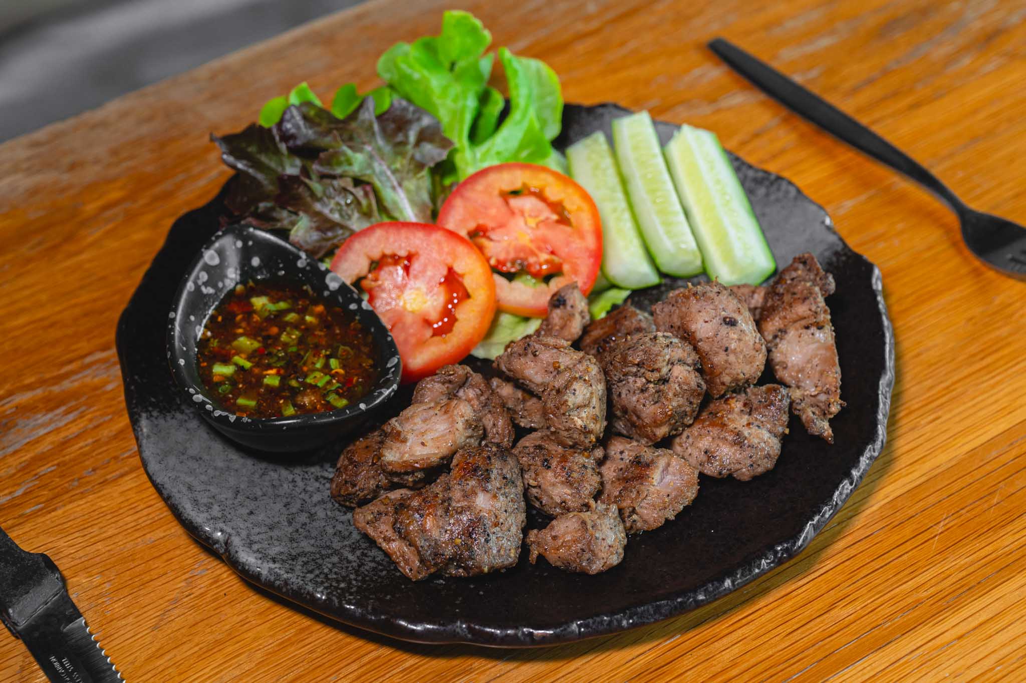 Makin bar & restaurant Deluxe Set for 2 People