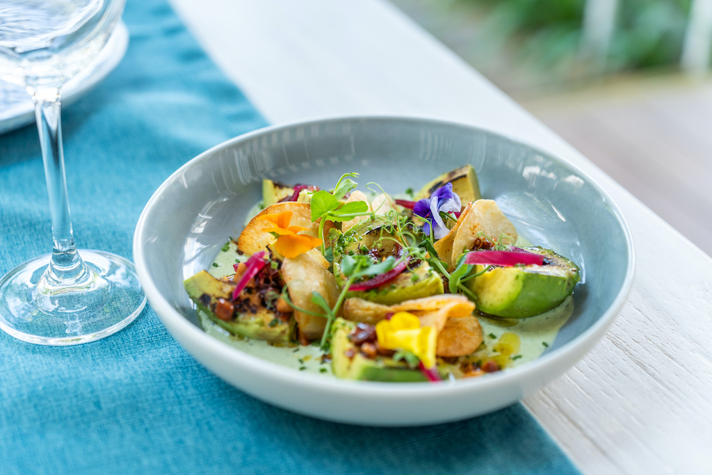 FOC by the Beach Plates & Pours for 2 people 