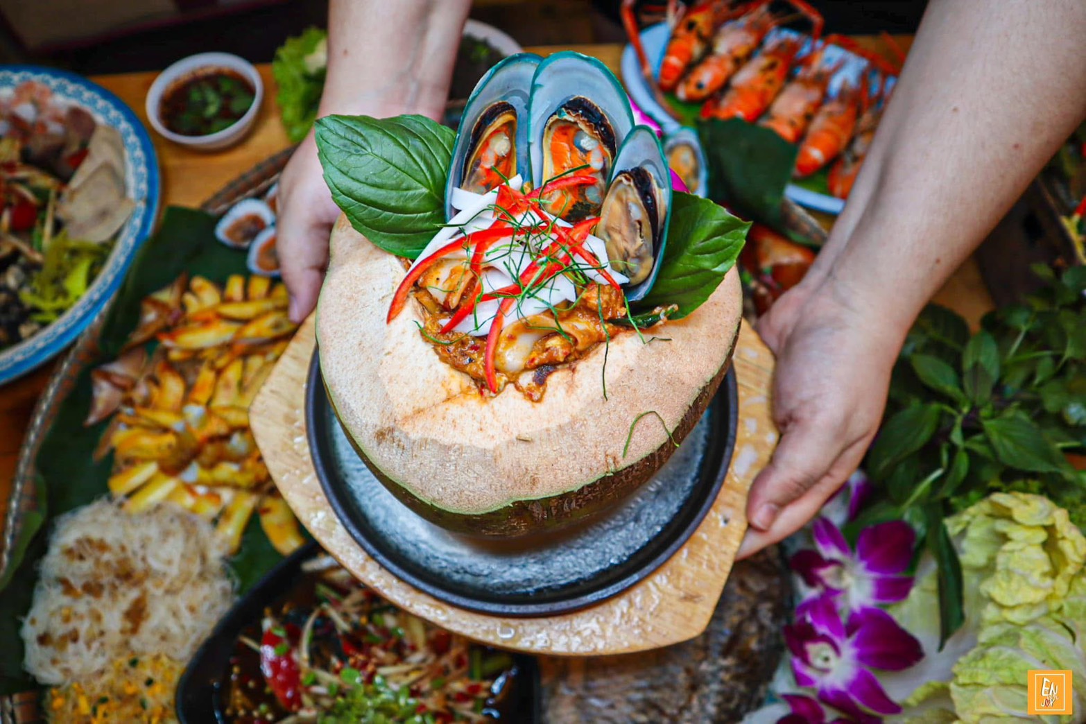 Narnia Steak & Seafood (Pattaya) Sip & Dine for 2 People