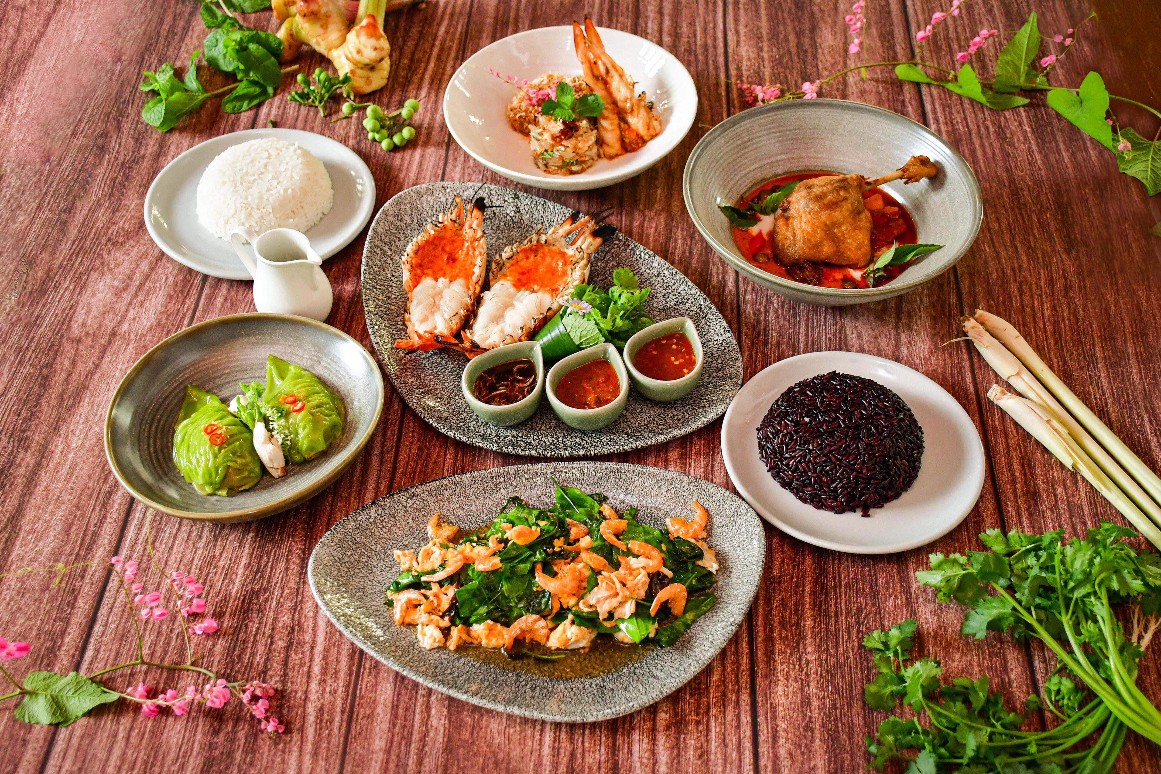 Celadon The Sukhothai Bangkok  [Dinner] Thai Family Sharing Set 5 Dishes (Minimum of 2 persons required)