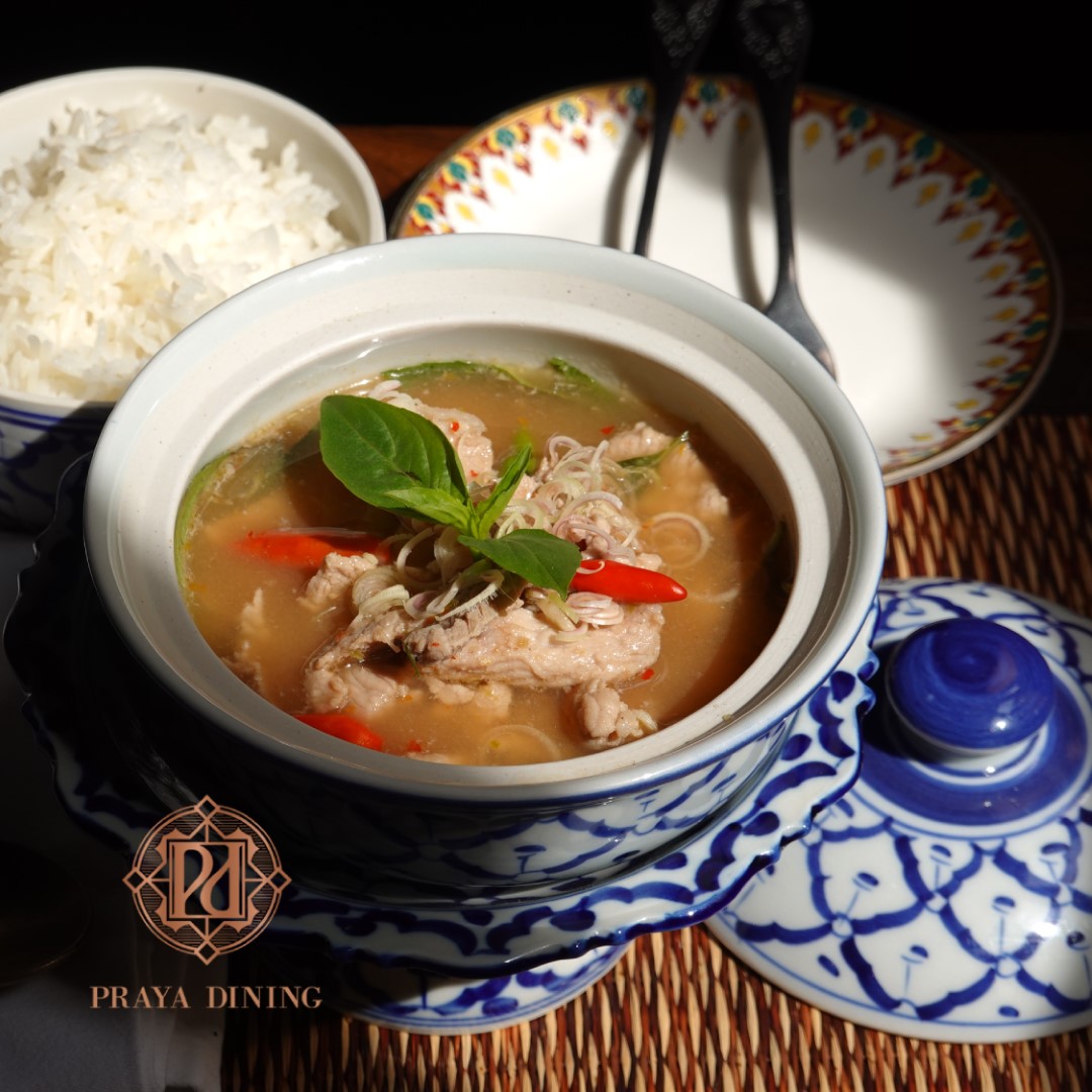 Praya Dining at Praya Palazzo, Bangkok  Lunch Set for 3 People